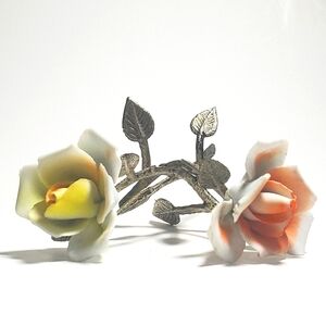 VINTAGE Capodimonte Porcelain Roses with Brass Stems & Leaves Hand-painted Itay